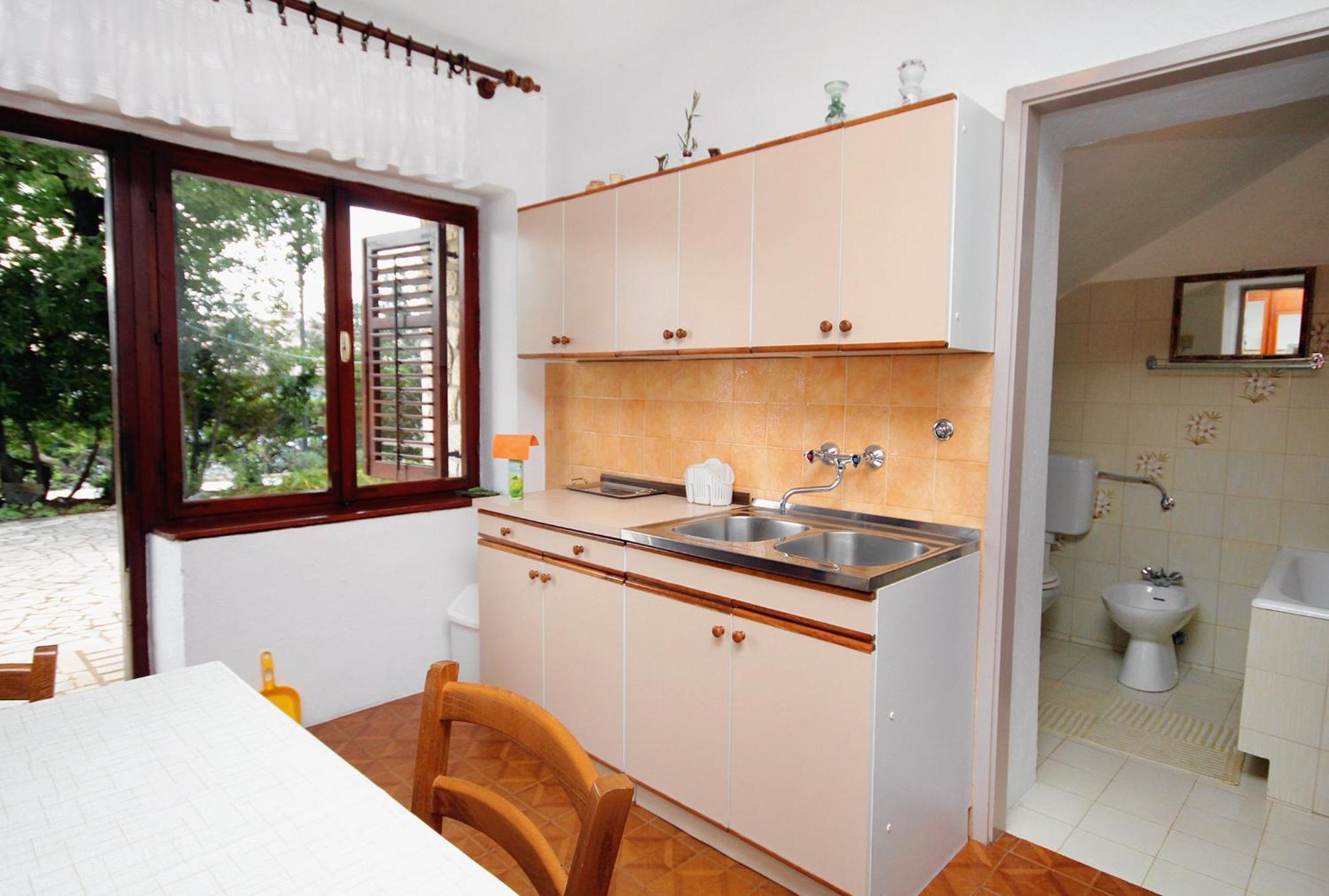 Apartments With A Parking Space Novi Vinodolski - 2423 Номер фото